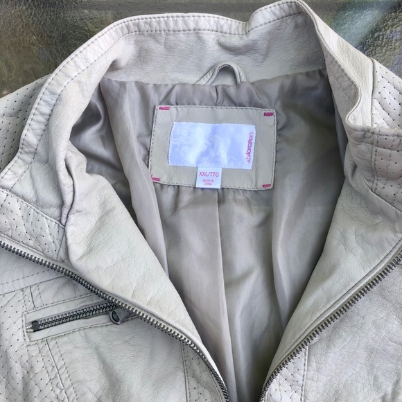 Faux beige/stone coloured leather jacket - Picture 5 of 5